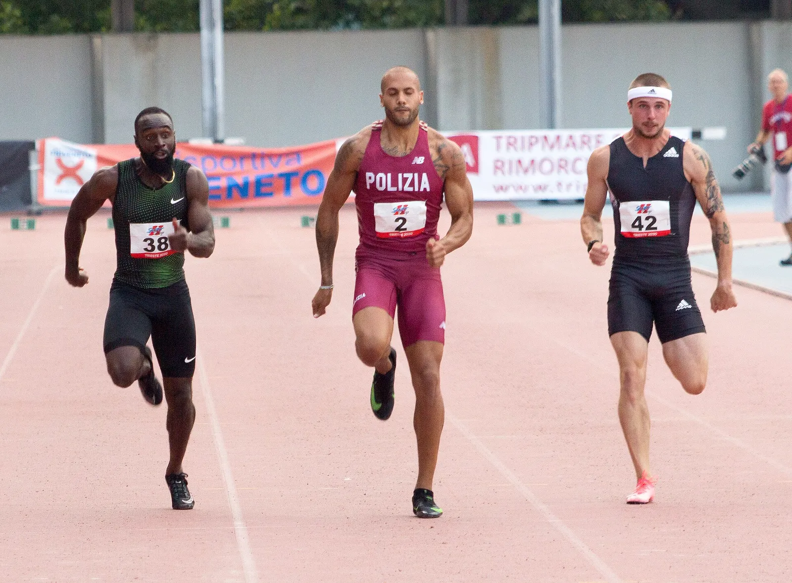 Marcell Jacobs in gara nei 100 metri