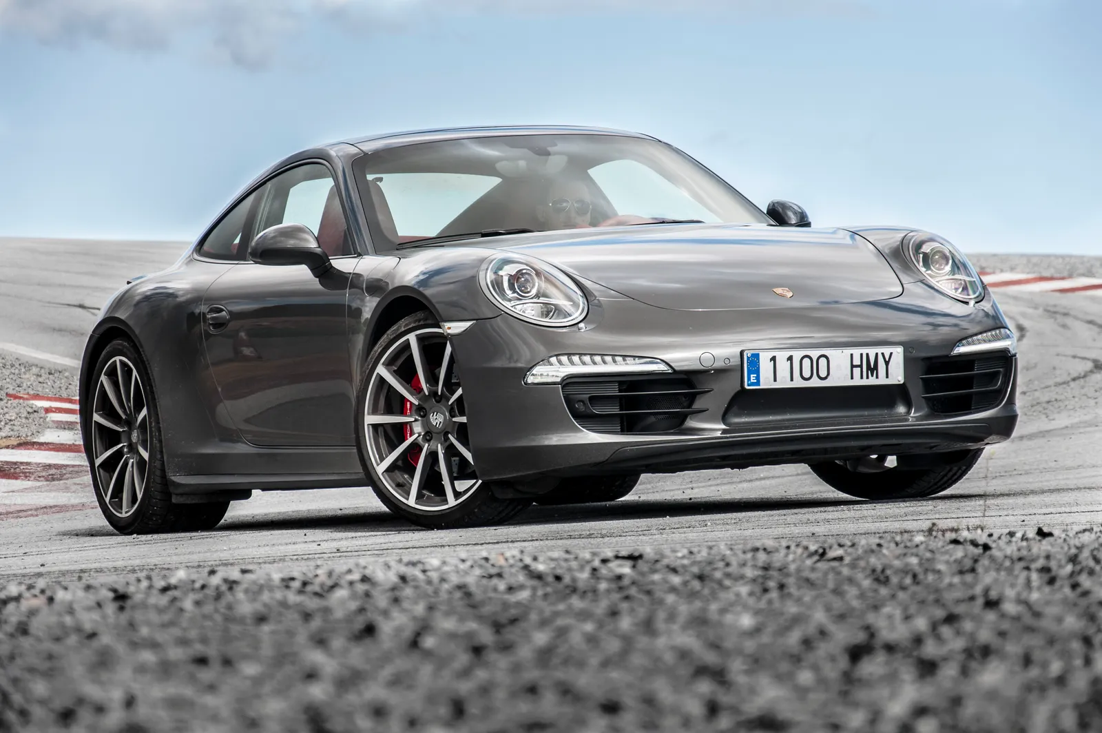 Una Porsche 911 Carrera