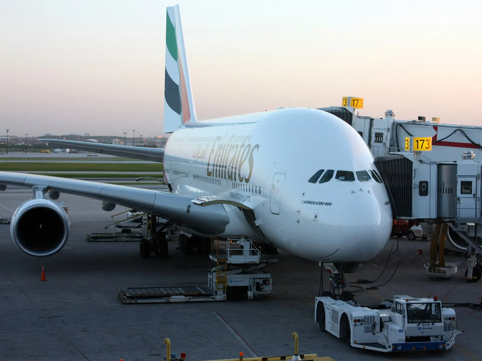 Un Airbus A380 di Emirates (immagine d'archivio)