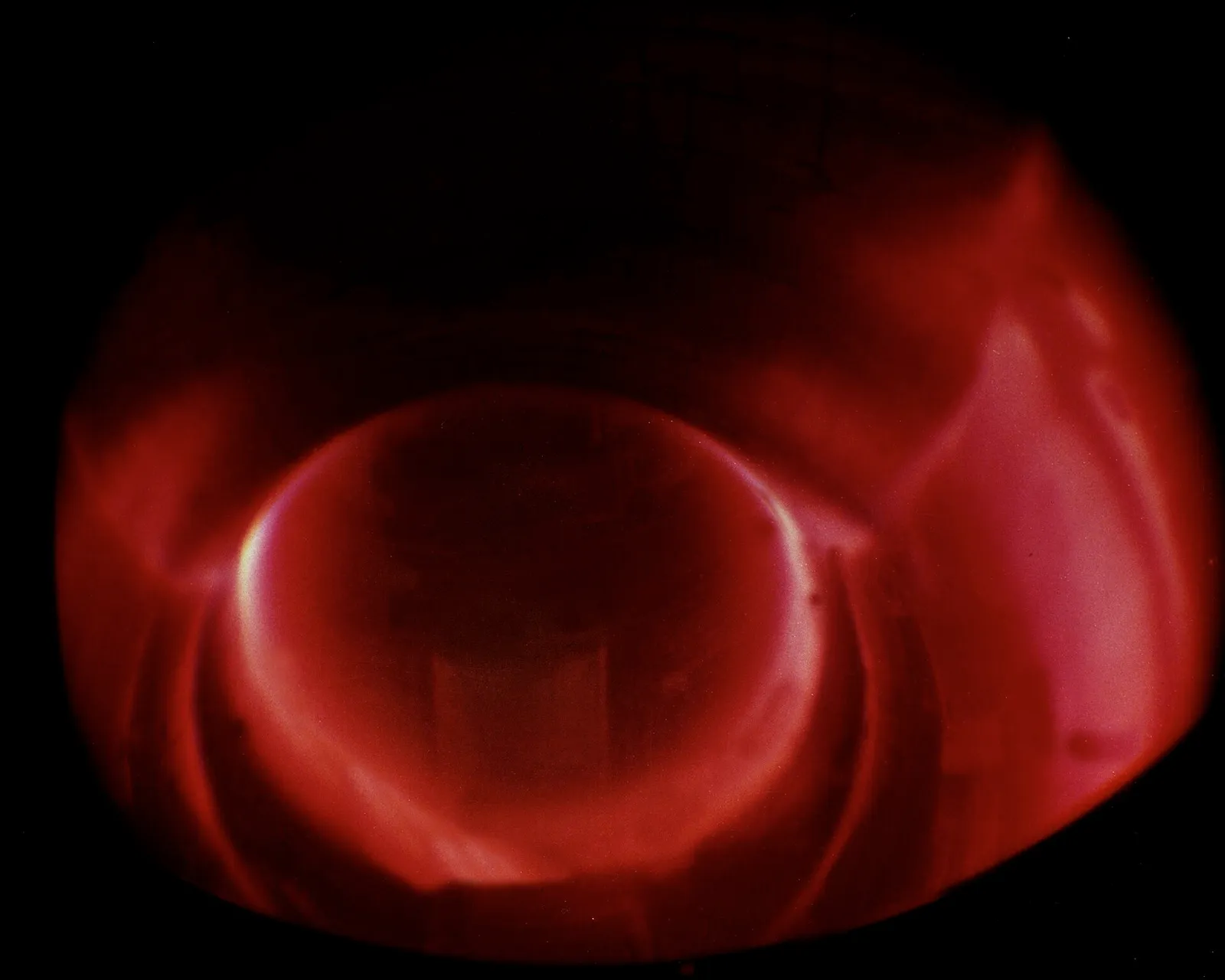 Interno di un reattore sperimentale per la fusione nucleare