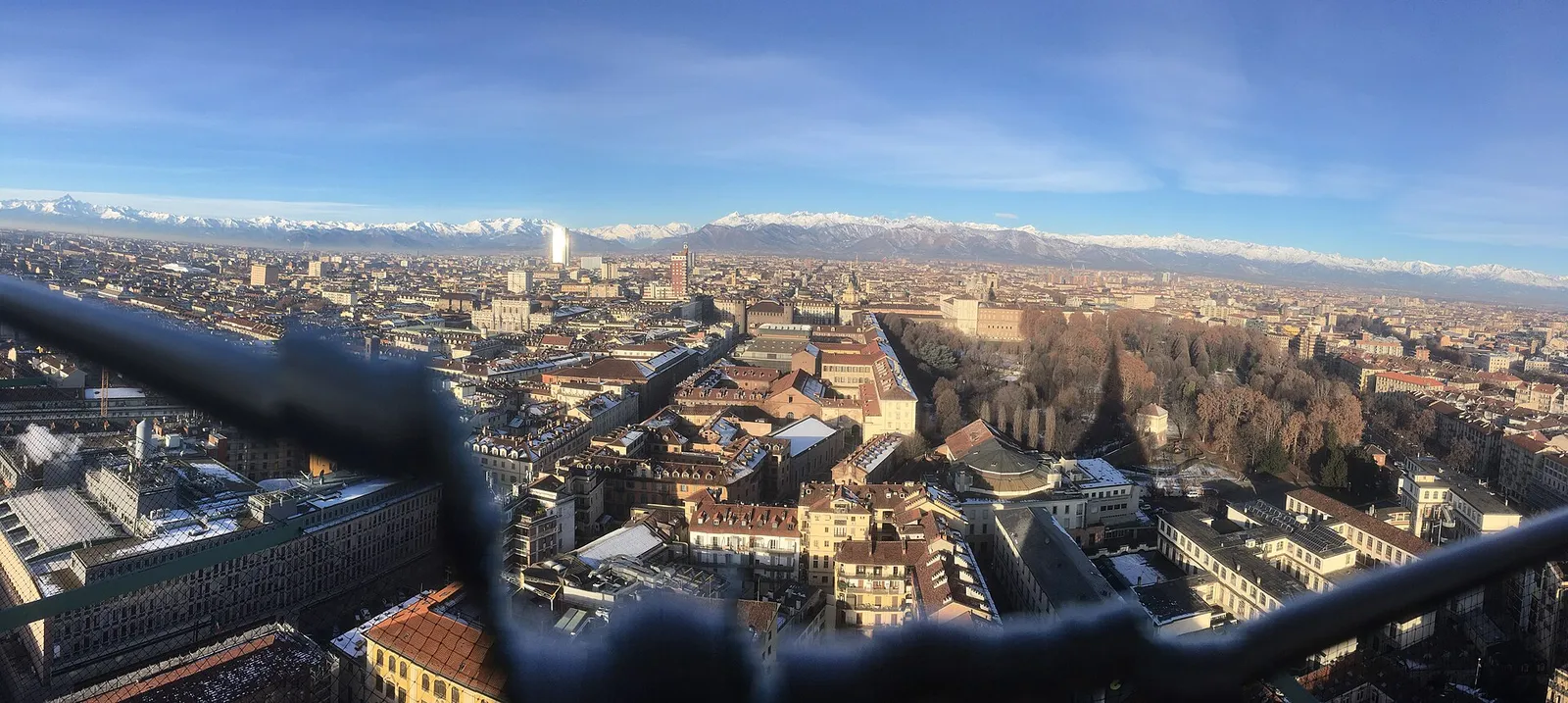 Veduta panoramica di Torino con la Mole Antonelliana