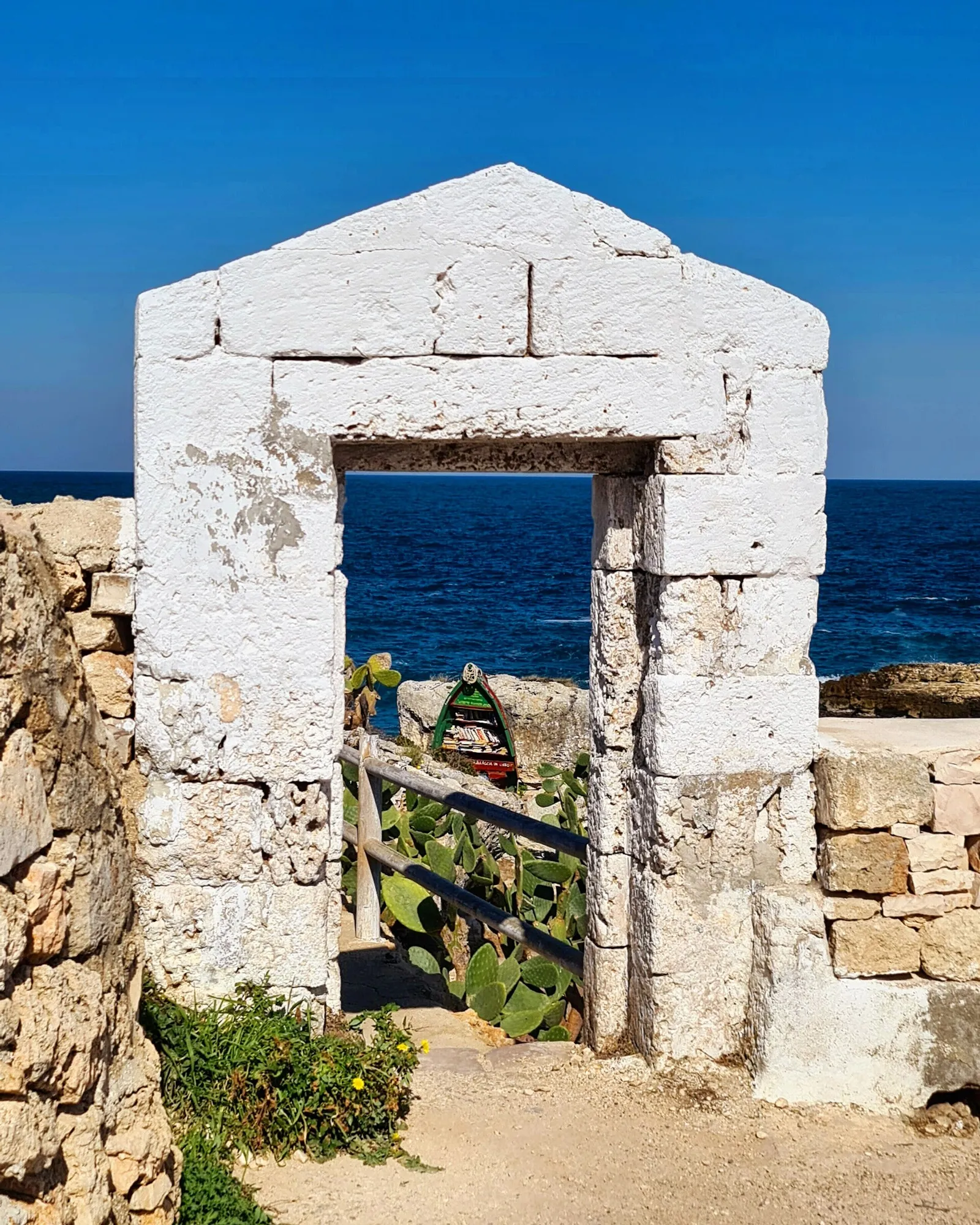 La costa di Polignano a Mare, in Puglia