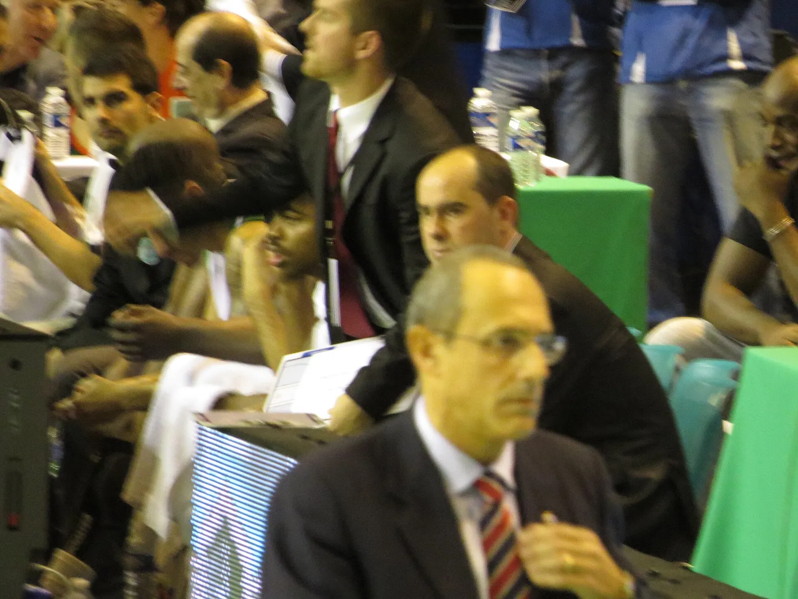 L'allenatore Ettore Messina a bordo campo