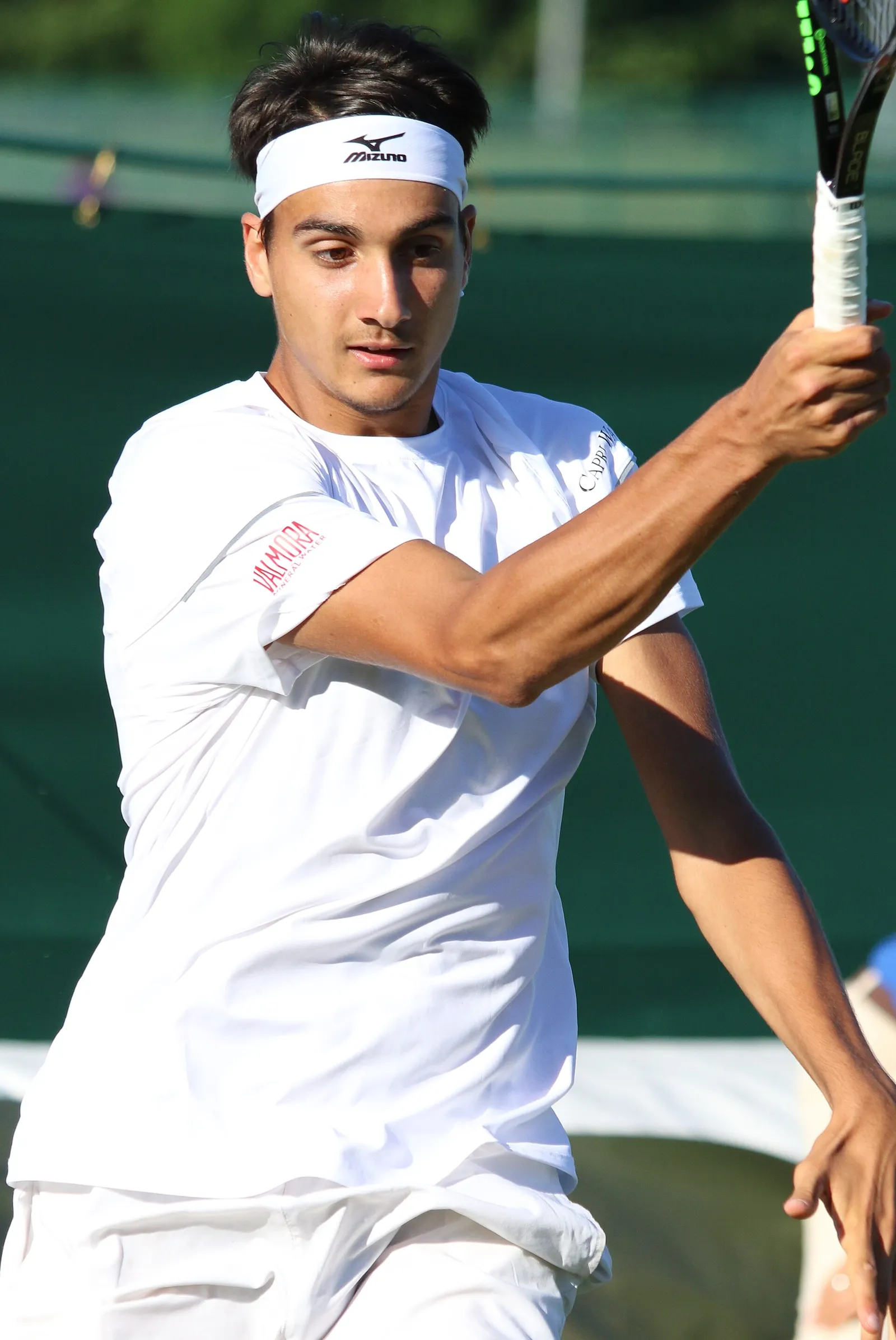 Lorenzo Sonego durante un match