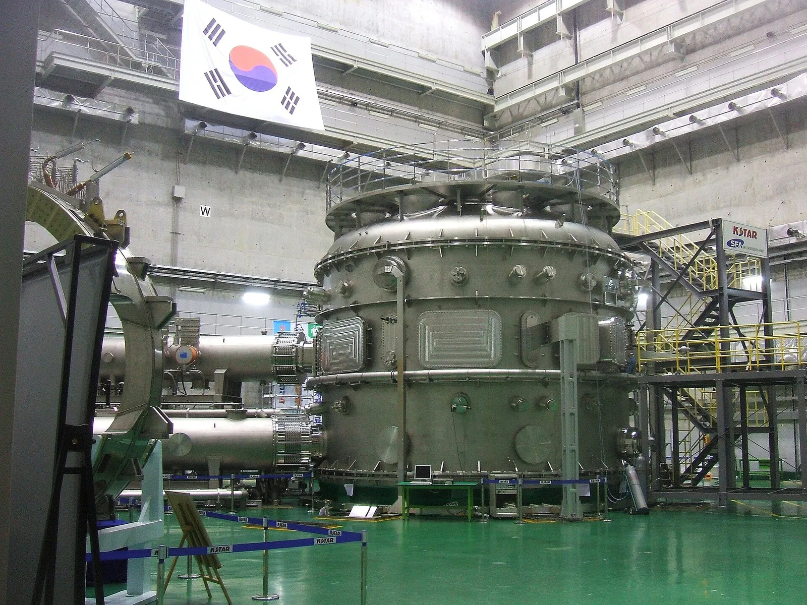 L'interno di un reattore sperimentale a fusione nucleare