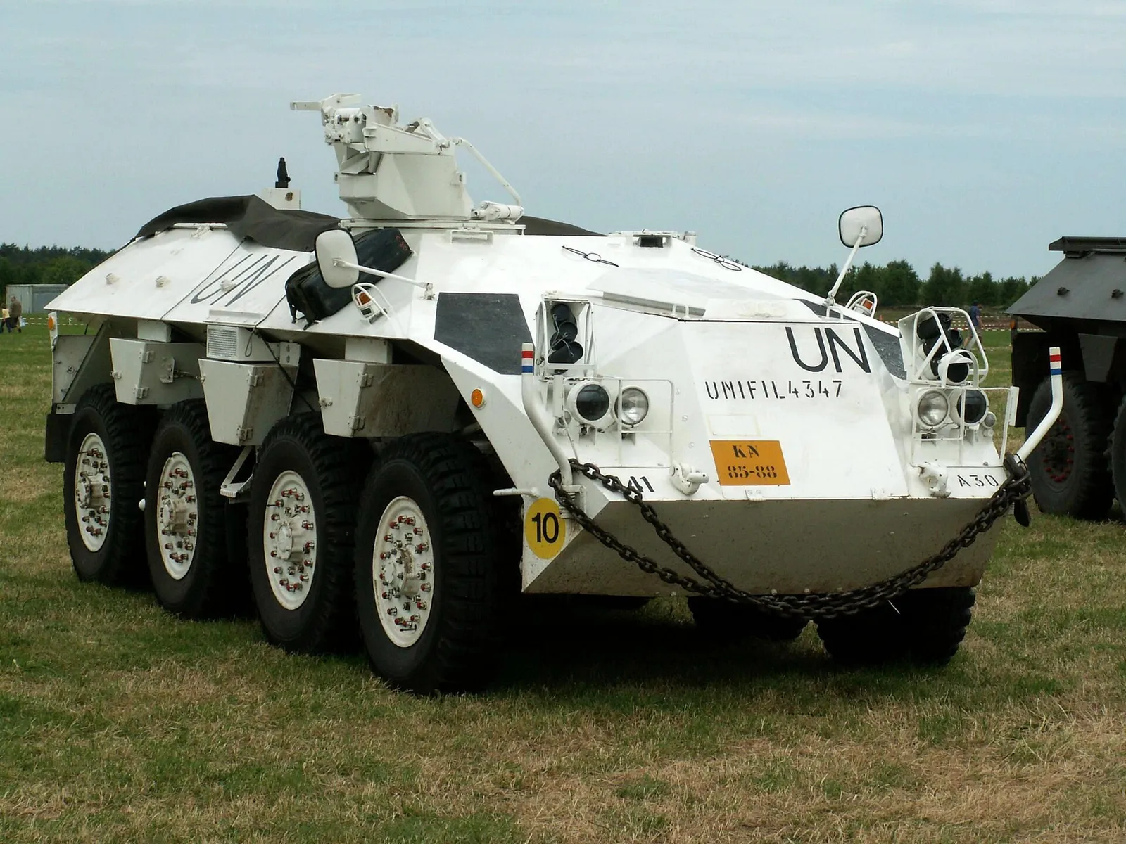 Un mezzo blindato con le insegne della missione UNIFIL delle Nazioni Unite in Libano