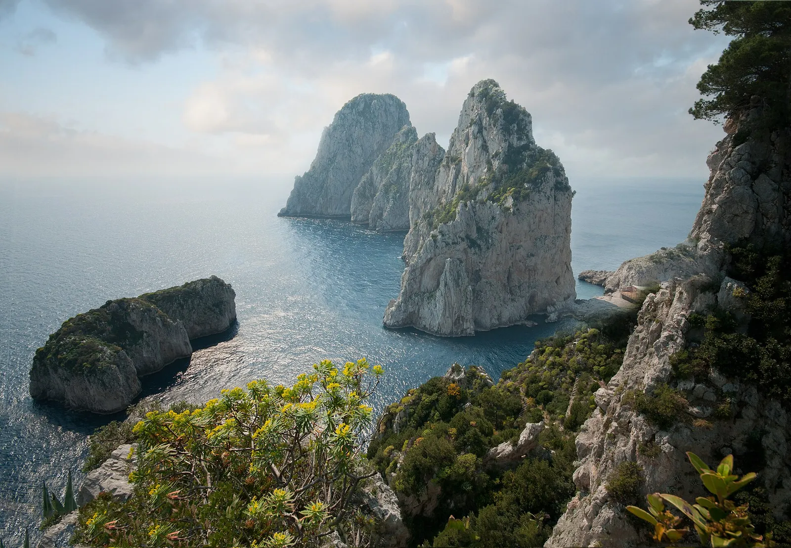I Faraglioni di Capri, l'isola di Peppino di Capri