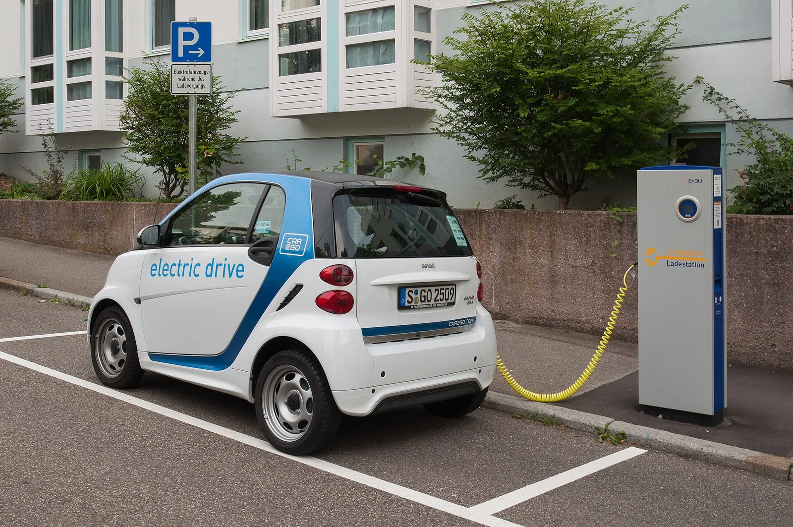 Una stazione di ricarica per auto elettriche