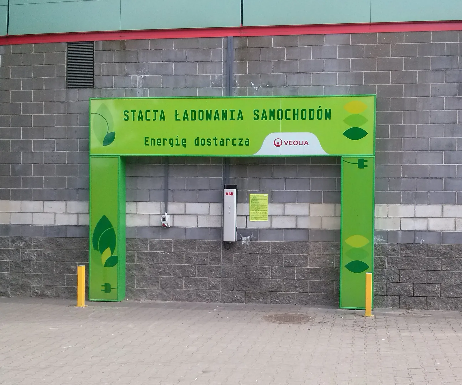 Una stazione di ricarica per auto elettriche