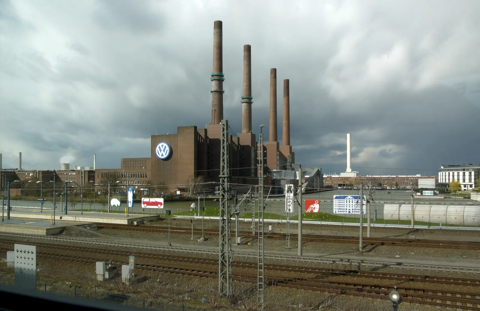 Lo stabilimento Volkswagen di Wolfsburg, in Germania