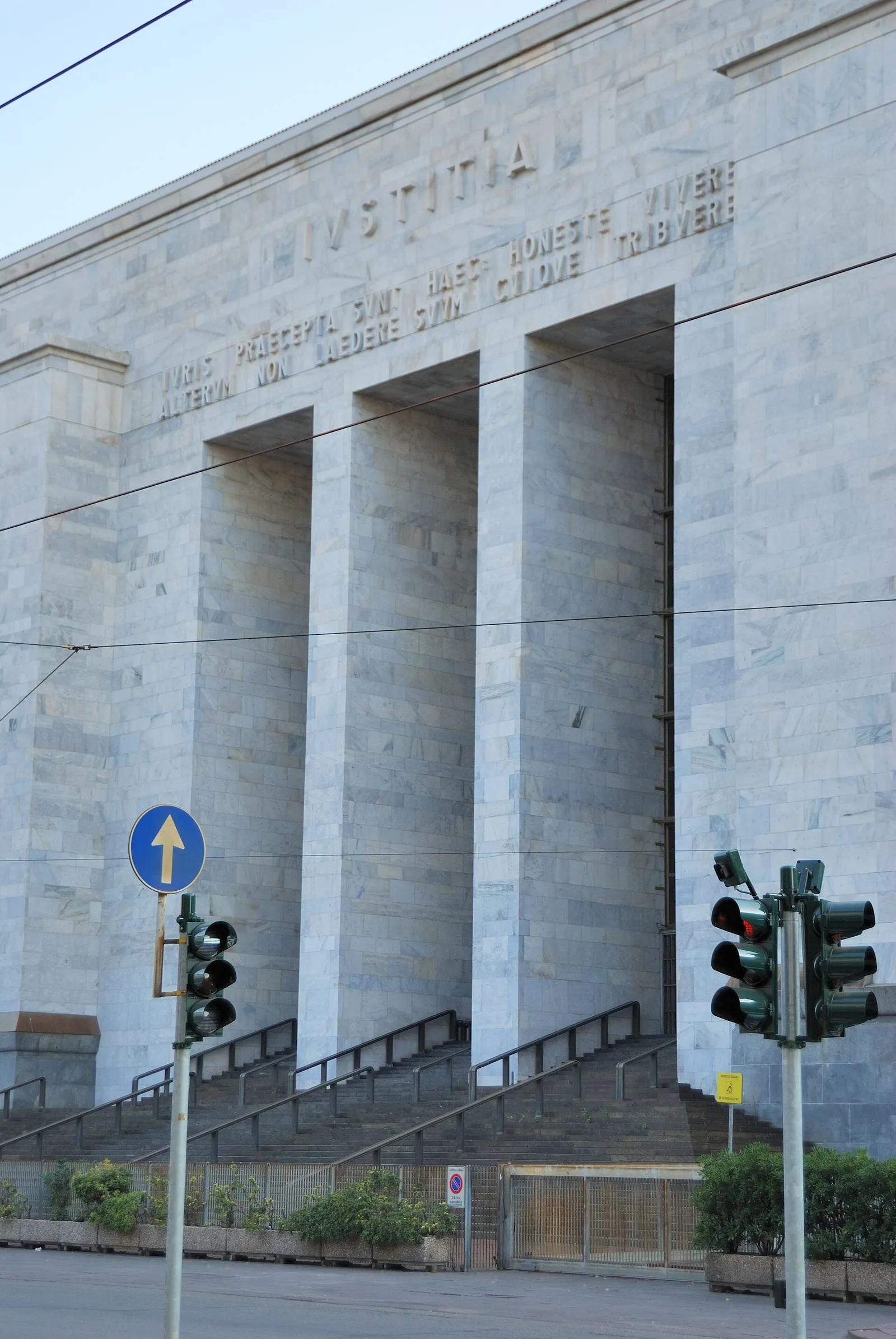 Il Palazzo di Giustizia di Milano