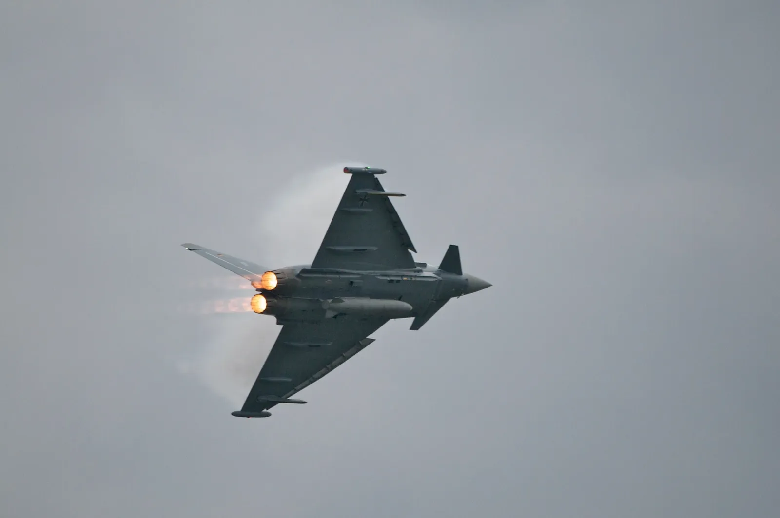 Un caccia Eurofighter Typhoon in volo, l'aereo dei Paesi partner del programma GCAP