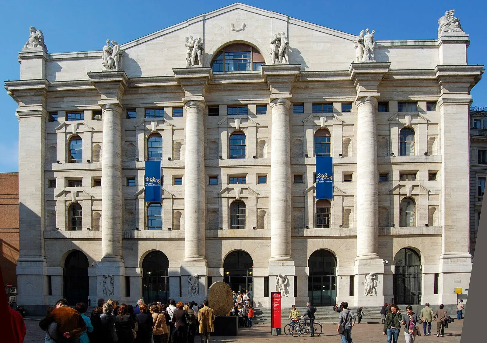 Palazzo Mezzanotte, sede della Borsa di Milano