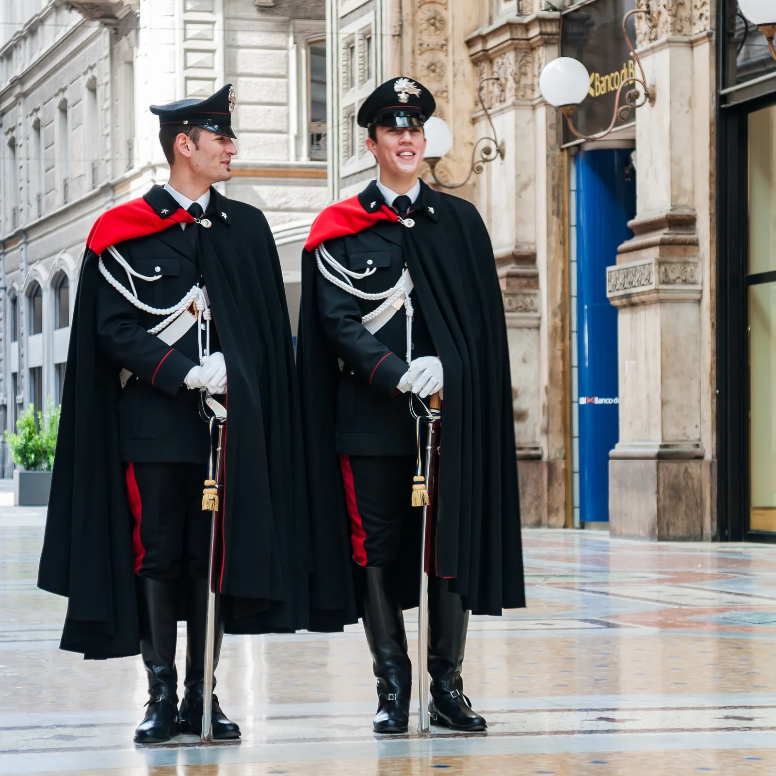 Carabinieri a Milano (immagine d'archivio)